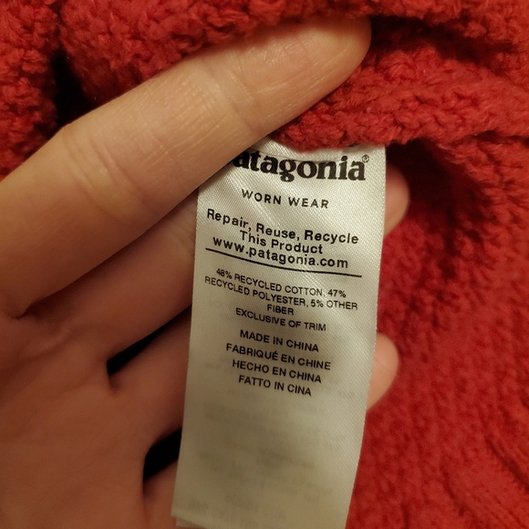 Patagonia turtleneck long sleeves sweater. Knit. Ribbed on neck. Red. Size L. - Picture 8 of 11